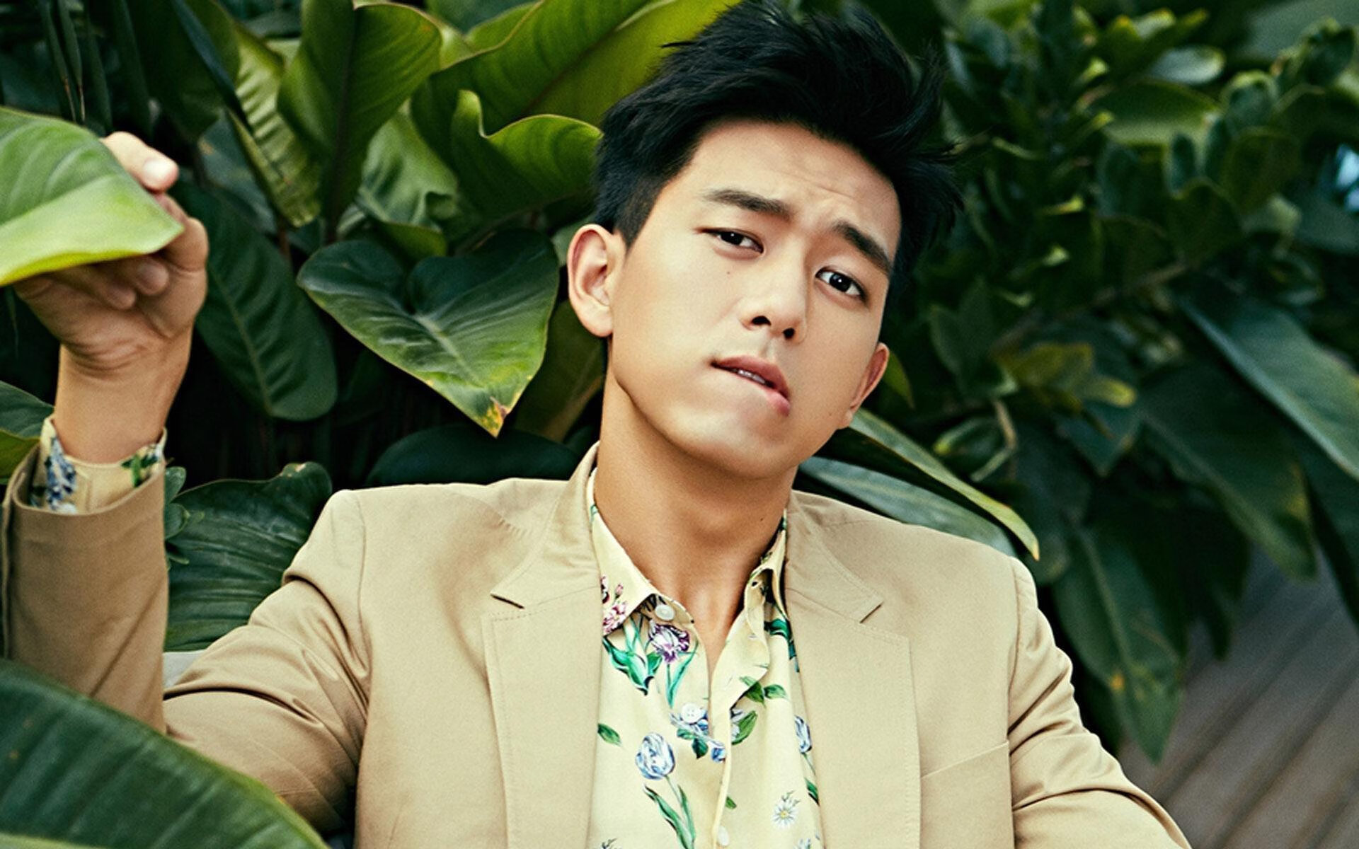 kaiyun官方网站-大型尼泊尔雪地滑翔，极限速度飙升，尼泊尔滑翔伞在哪里