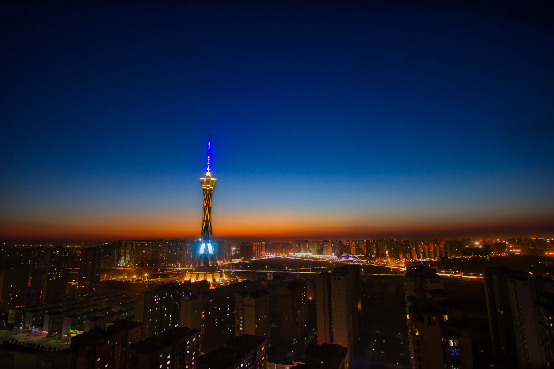 世界骑行耐力挑战赛中国参赛团结协作,骑行耐力和速度怎么训练